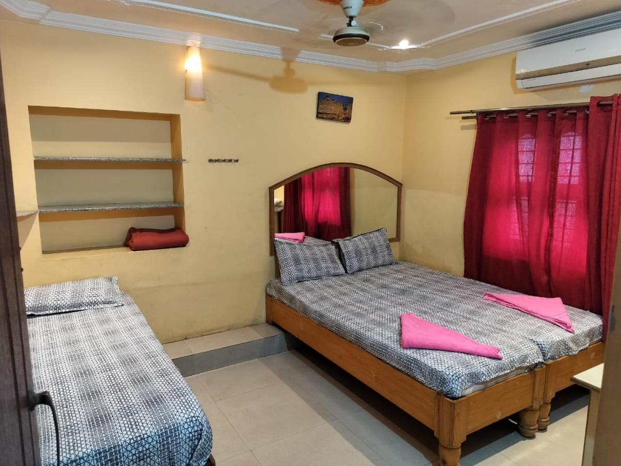 Gopi Guest House Hampi Rom bilde