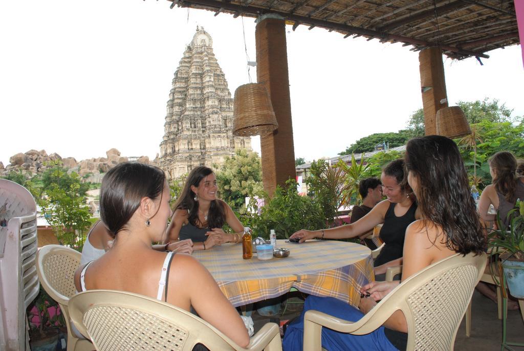 Gopi Guest House Hampi Eksteriør bilde